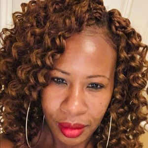 Meet your Posher, Sherry